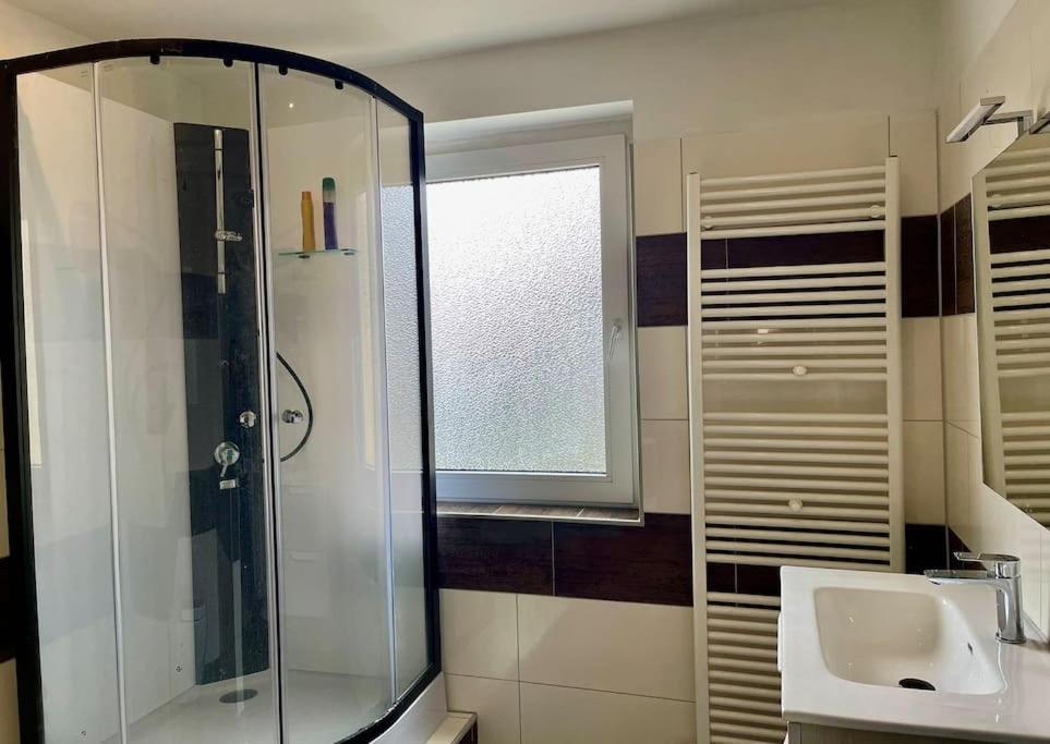Duesseldorf Messe And Airport, 2-Bedroom Apartment With Kitchen And Garden Дуйсбург Экстерьер фото